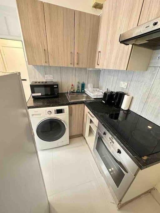 Apartamento Ground Floor Mile 2 Bedroom Flat